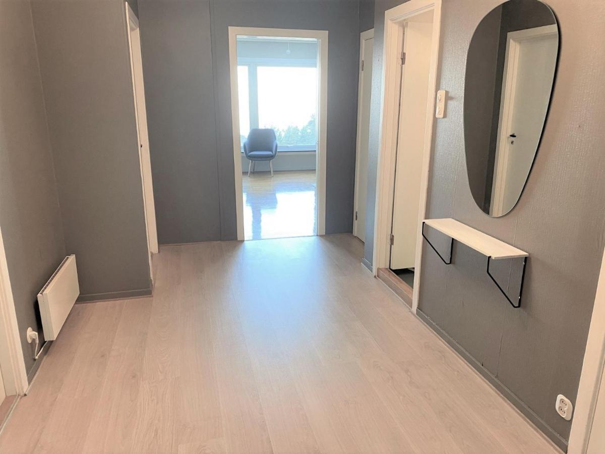 Big House, Free Parking, Wifi, 3 Bedrooms Narvik